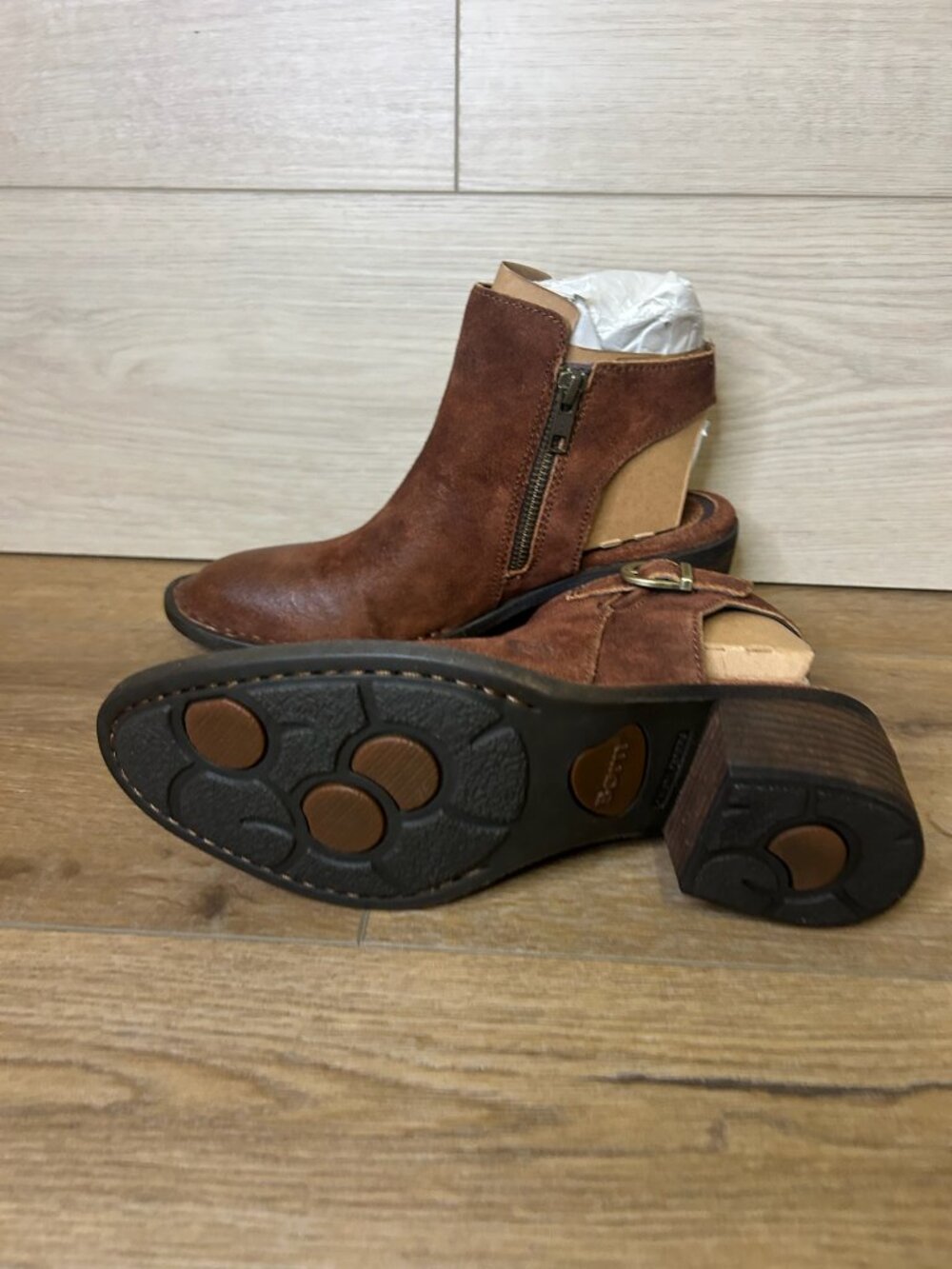 B.O.C. Womens Magrit Leather Almond Ankle Toe Fashion Boots Rust 6M - Picture 4 of 6
